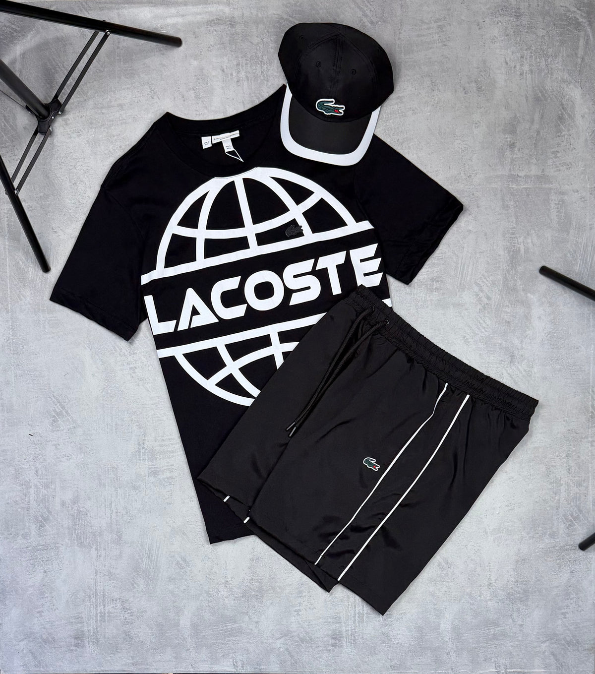 Kit Lacoste Global