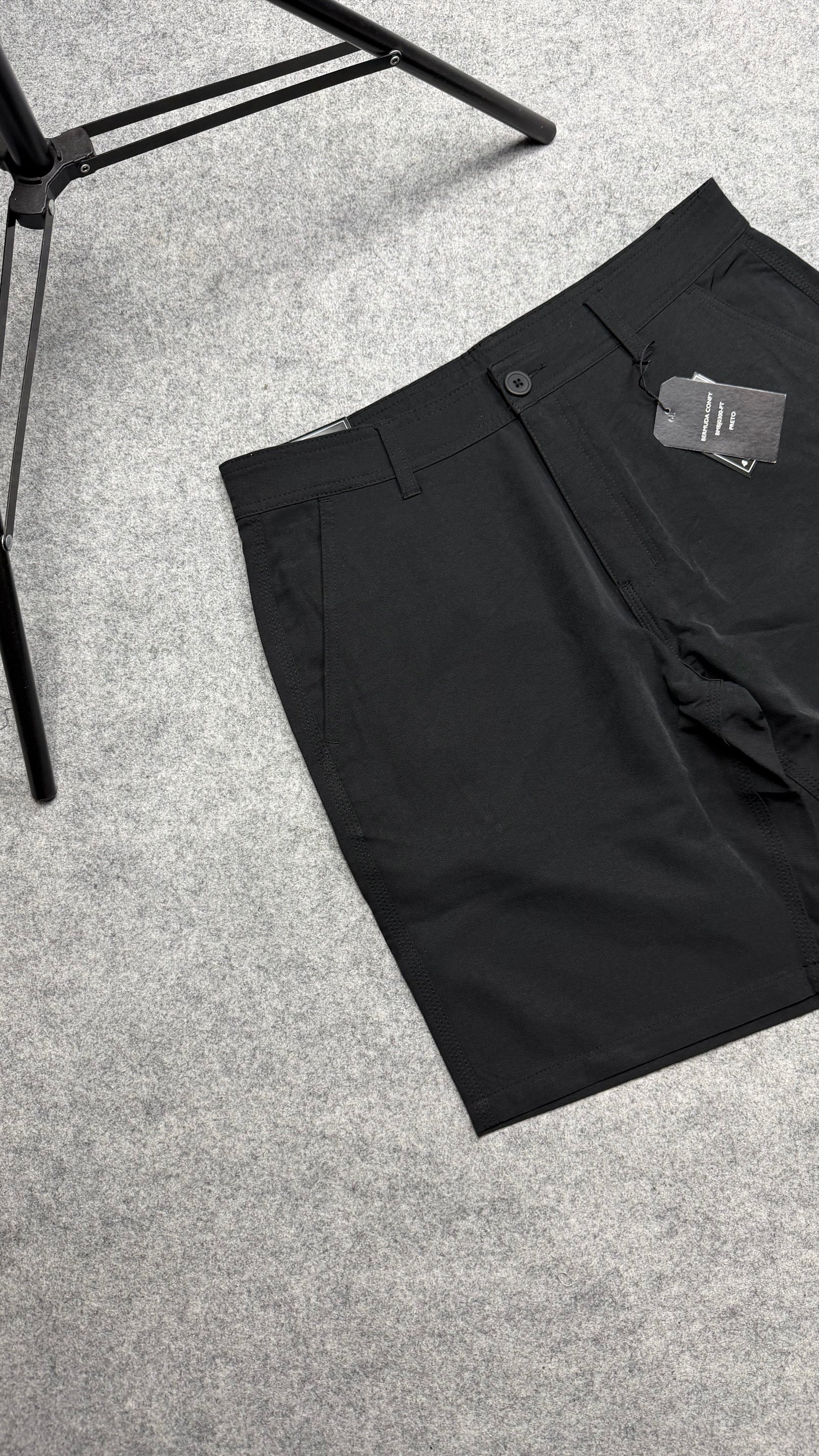 Short Sarja Preto ( Sem marca )