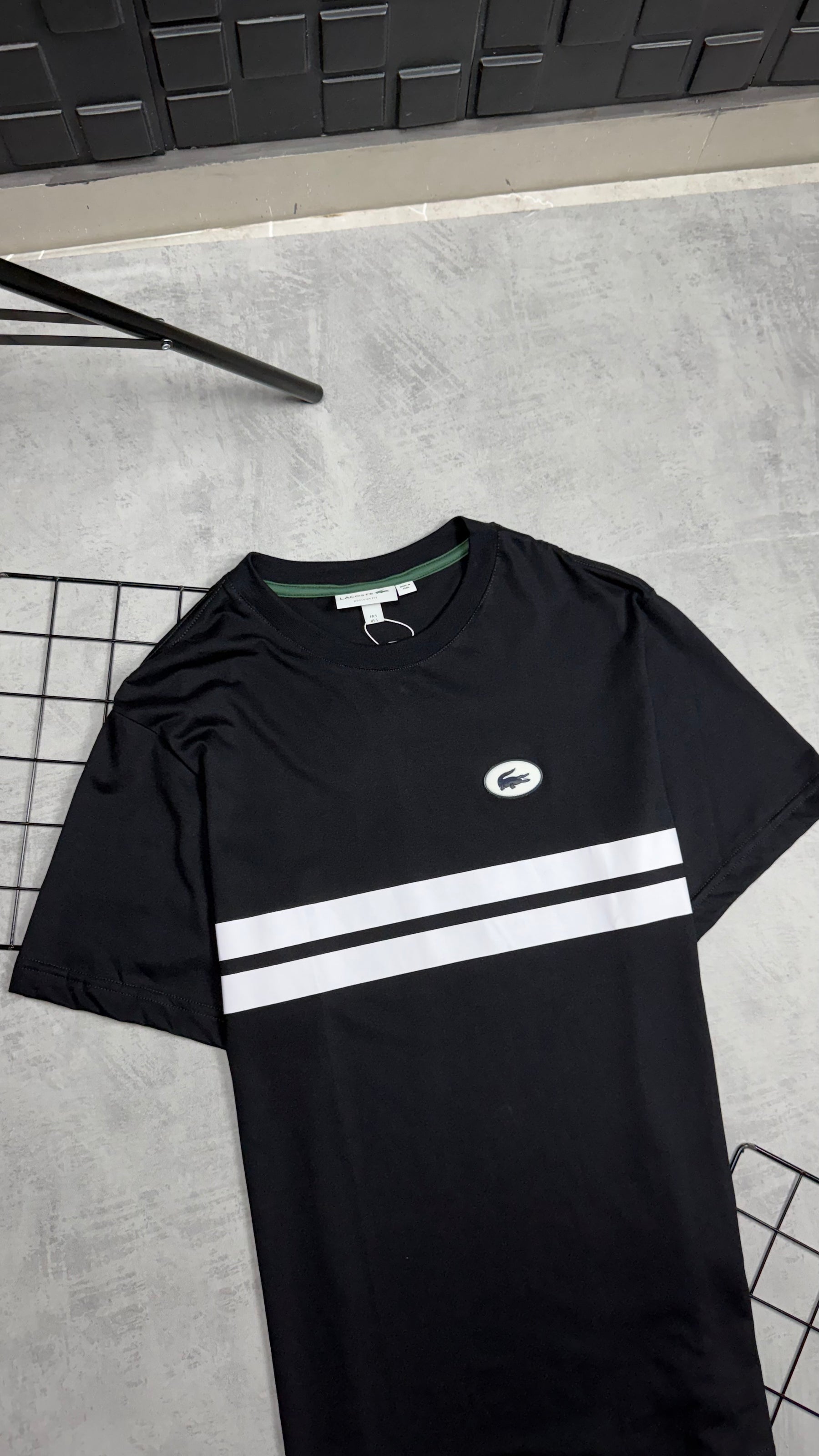 Camiseta Lacoste - Paris