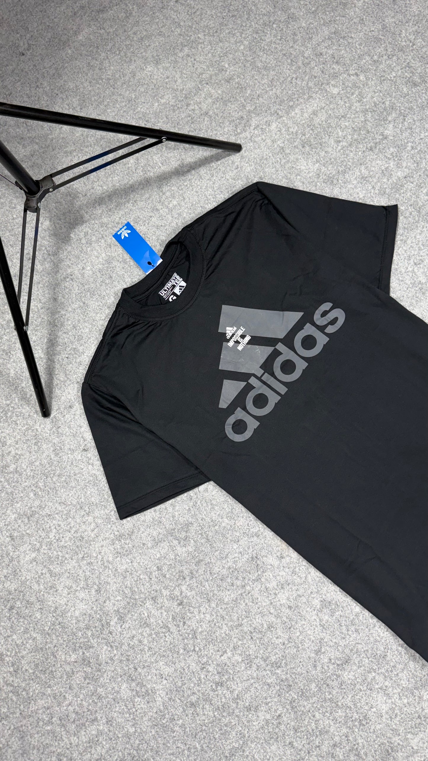 Camiseta Adidas