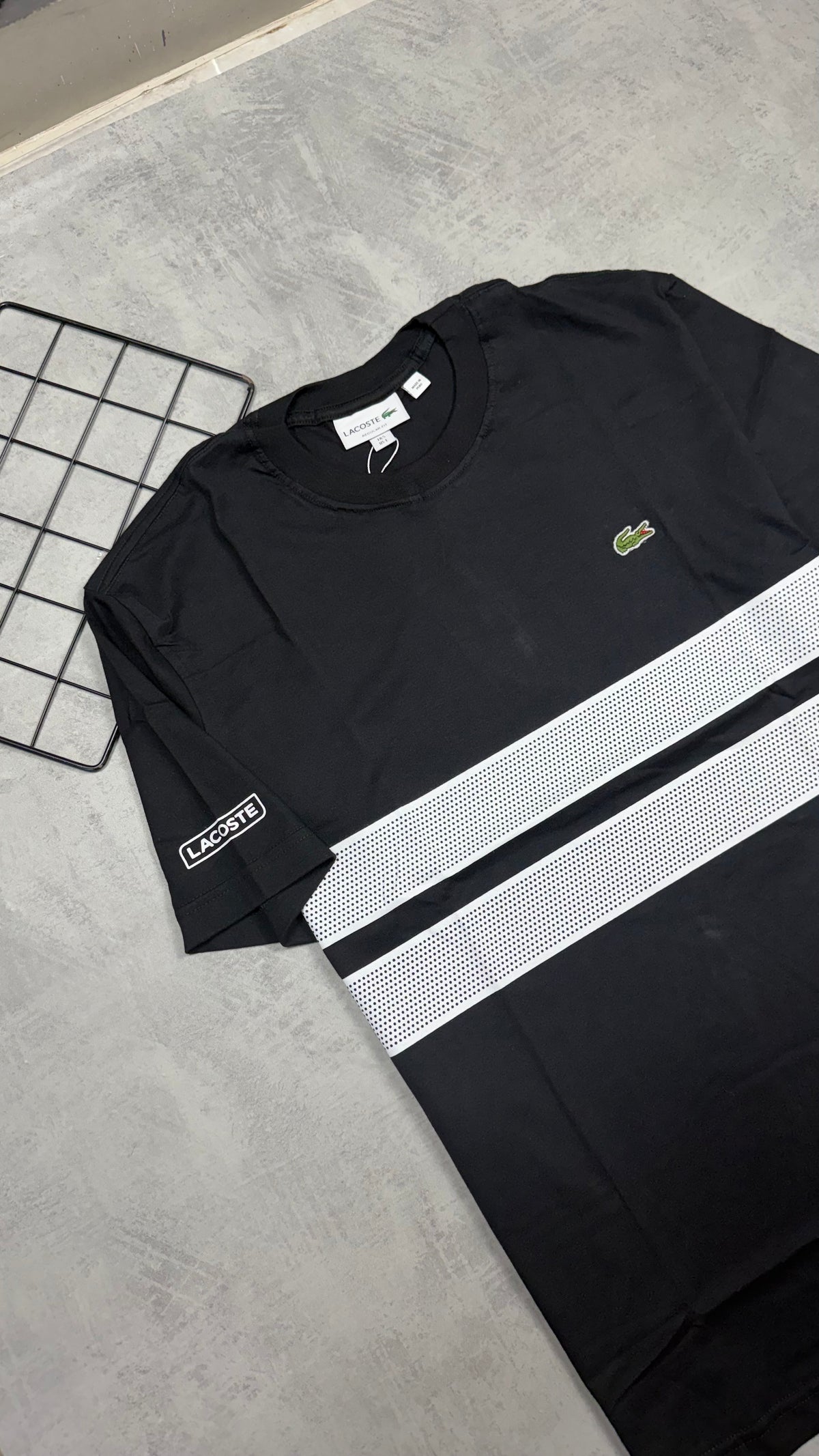Camiseta Lacoste - Padrão Site