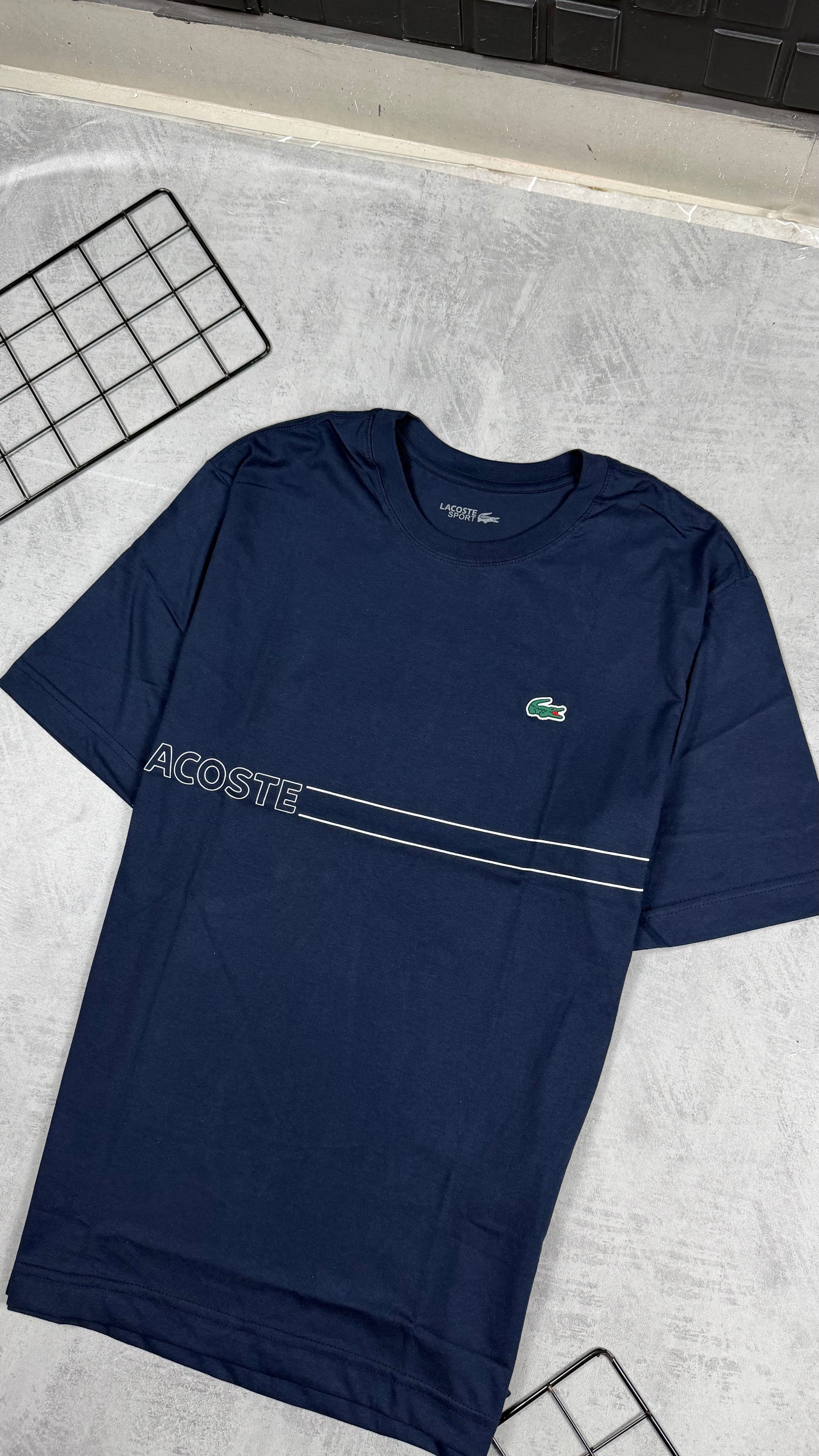 Camiseta Lacoste - Padrão Site
