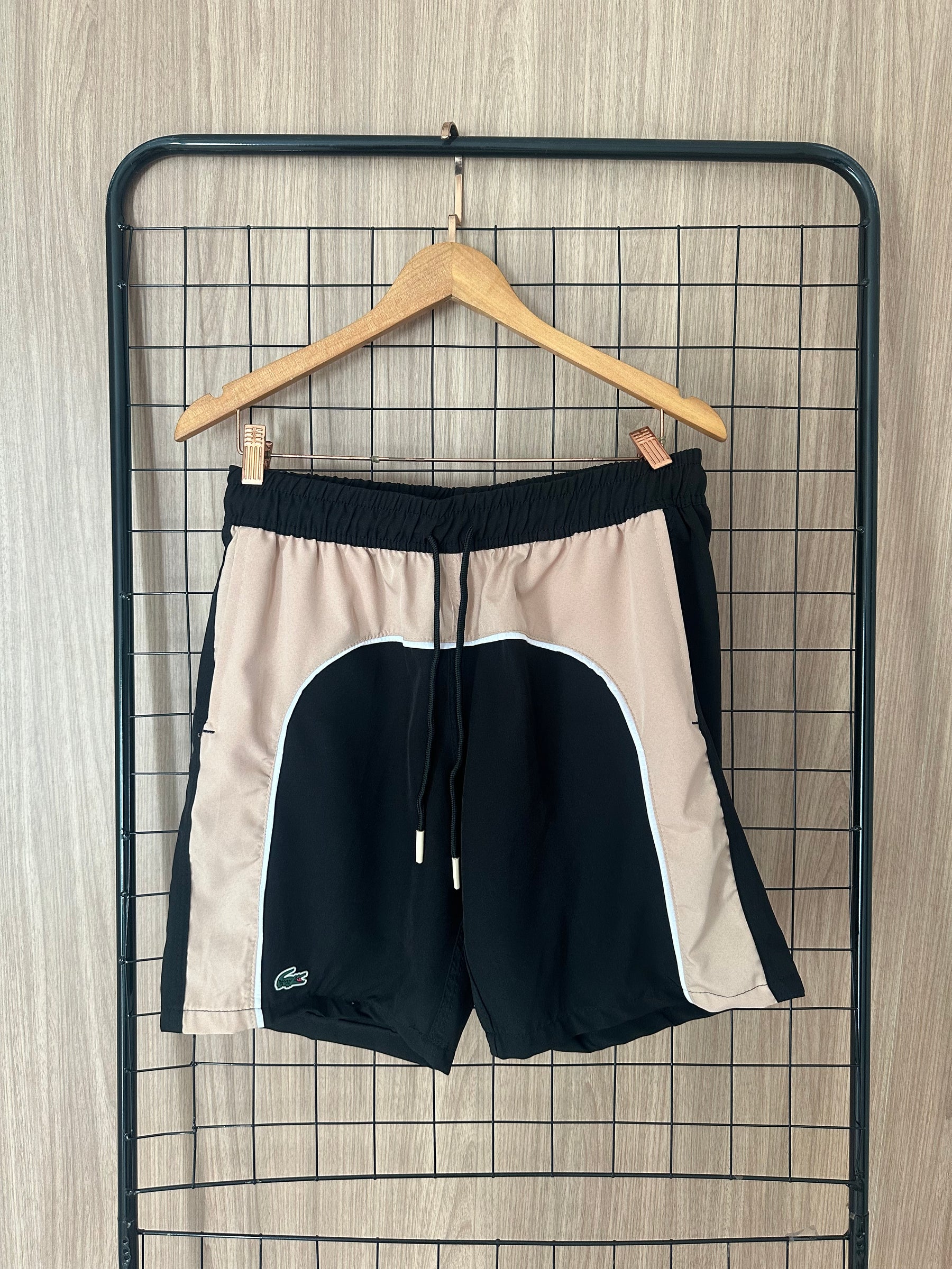 Short Lacoste