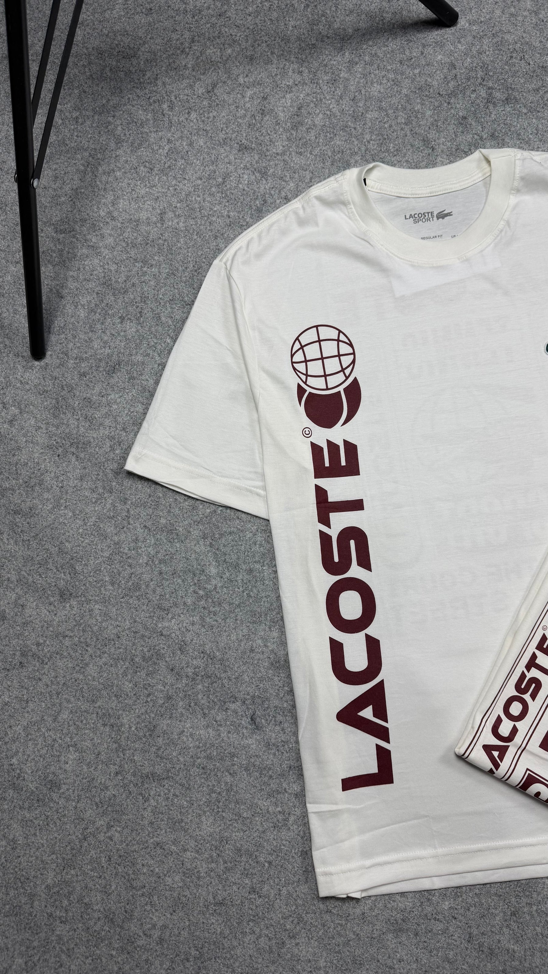 Camiseta Lacoste - Padrão Site