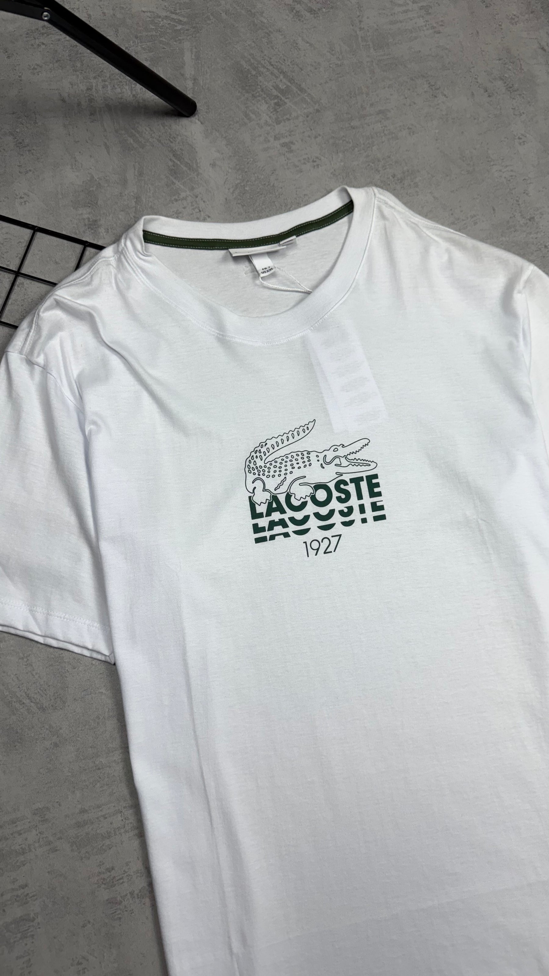 Camiseta Lacoste - Padrão Site
