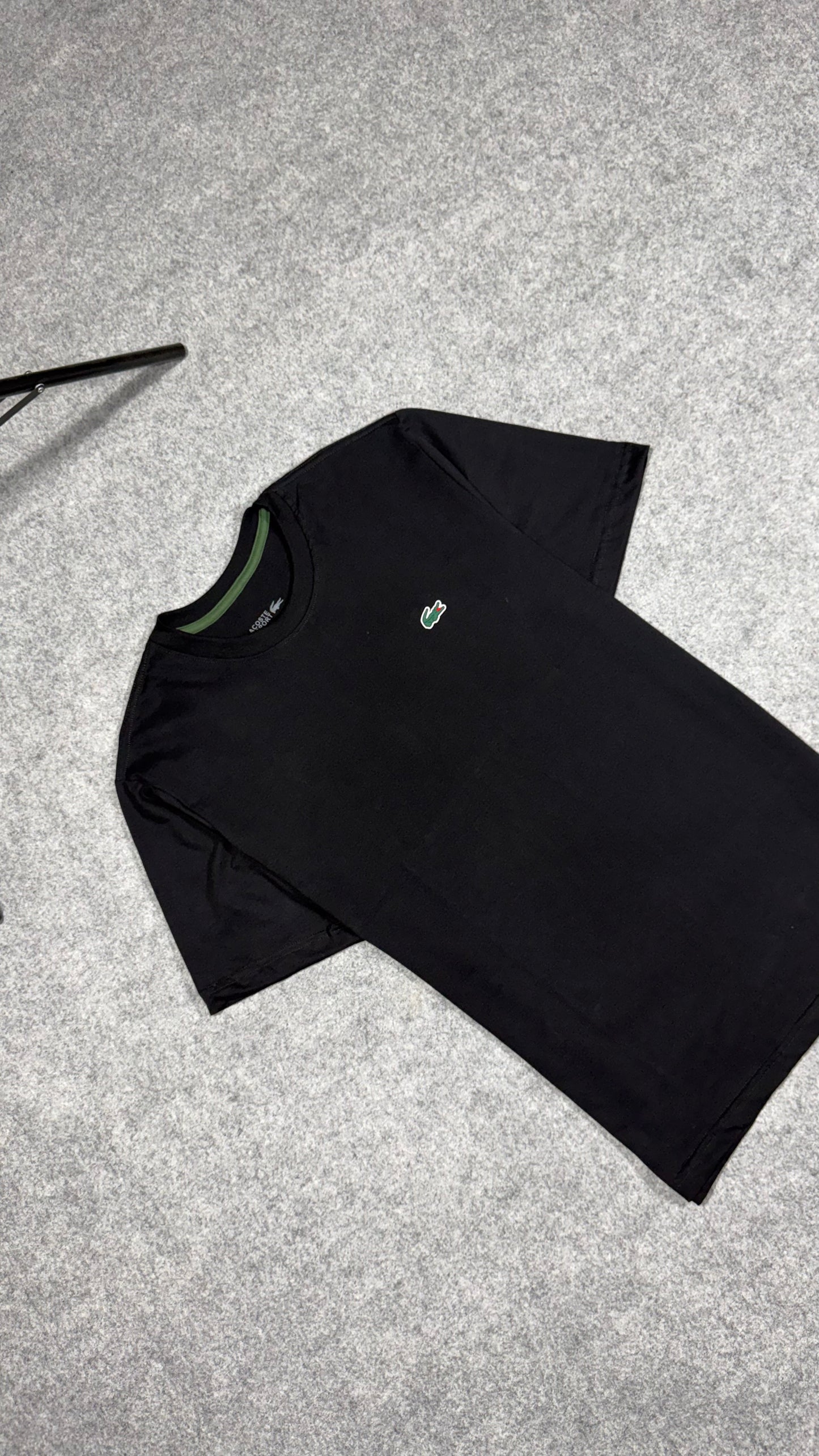 Camiseta Lacoste - Básica