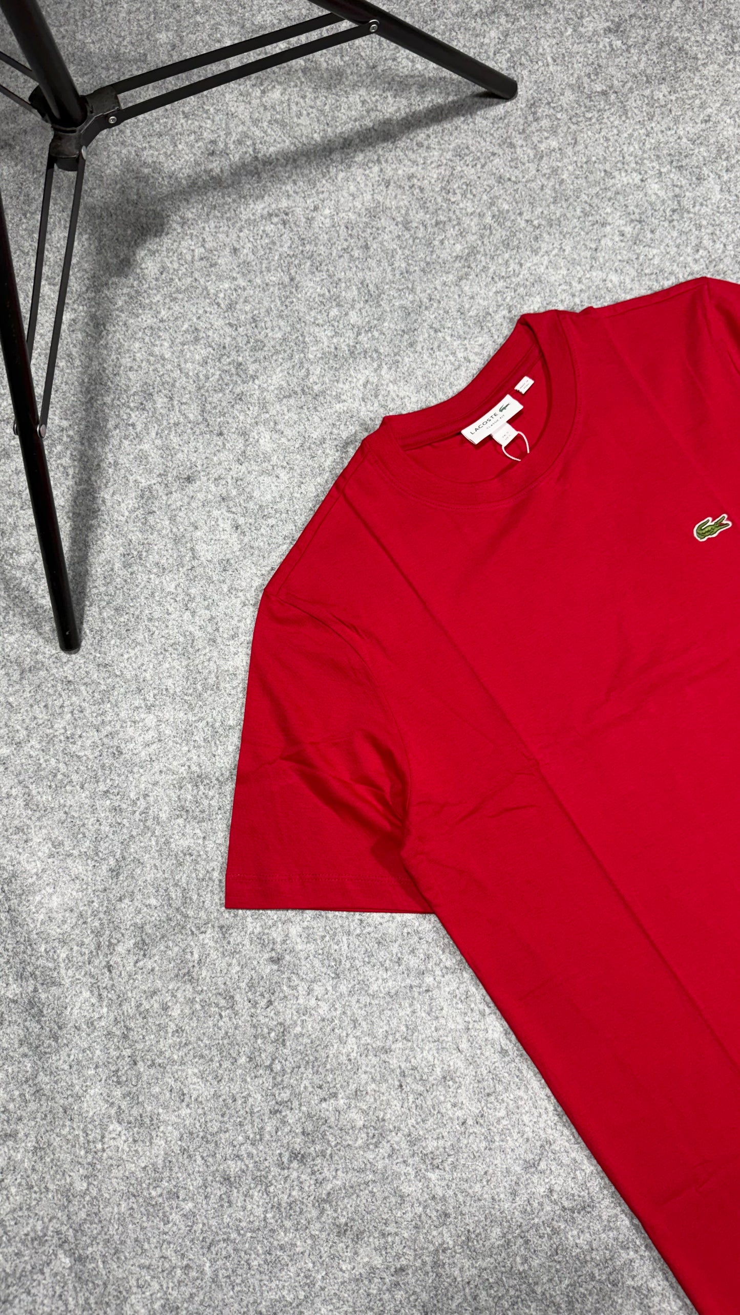 Camiseta Lacoste - Básica