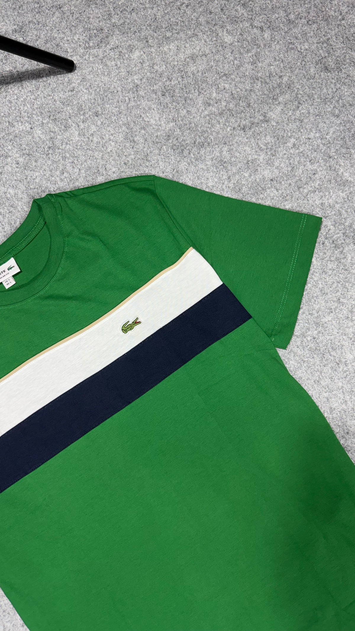Camiseta Lacoste - Padrão Site
