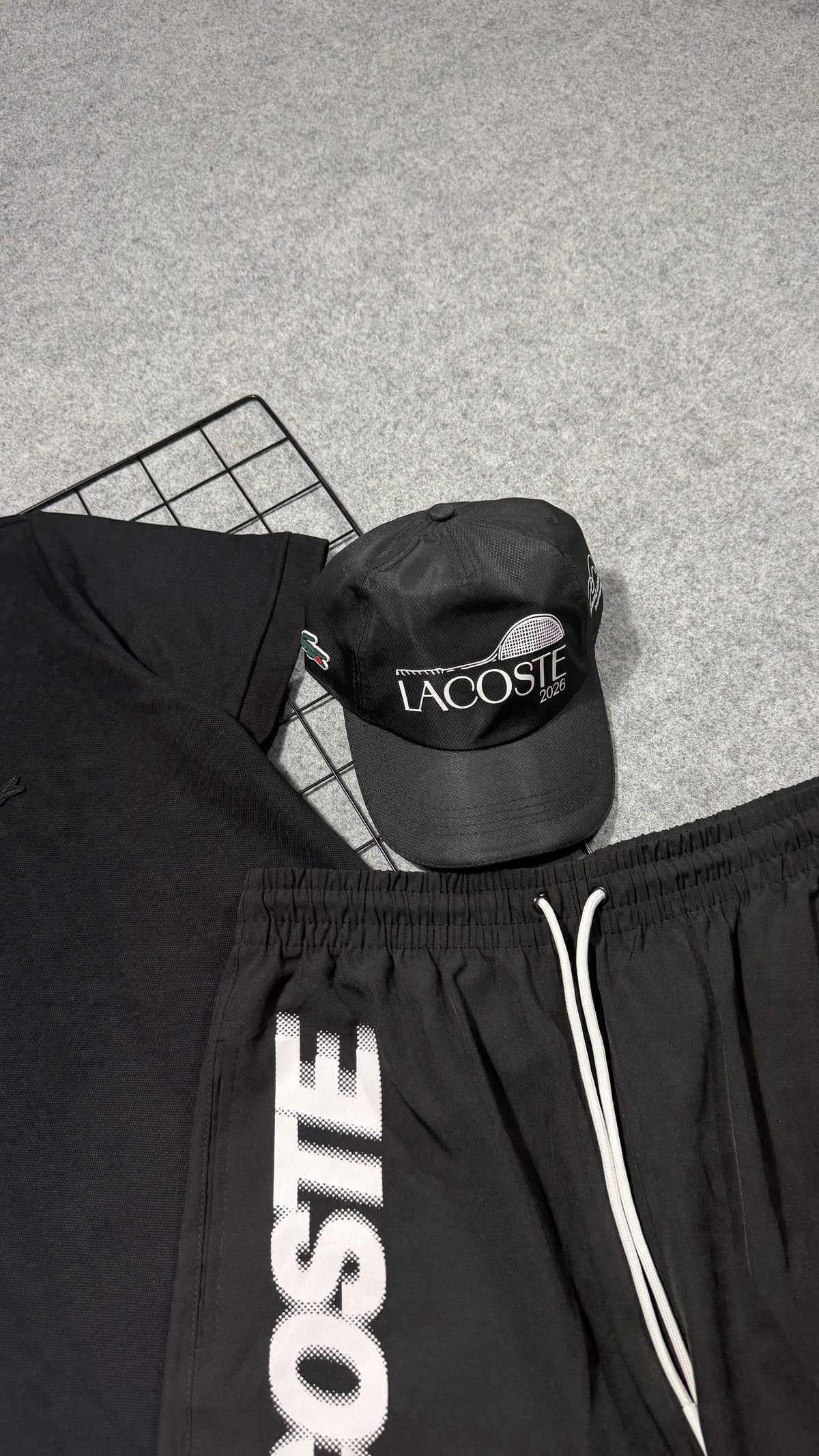 Kit Lacoste - Letreiro