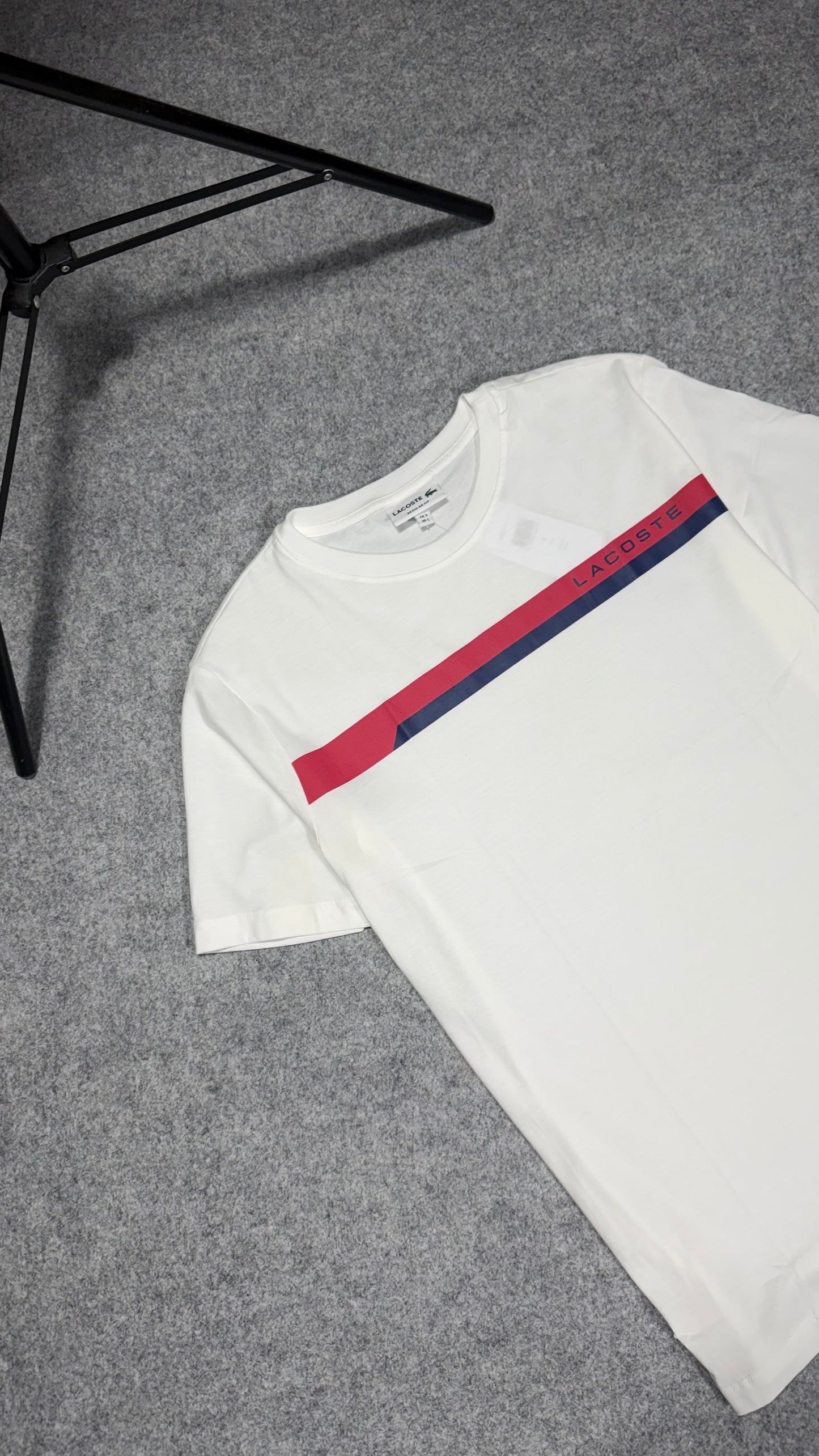 Camiseta Lacoste - Padrão Site
