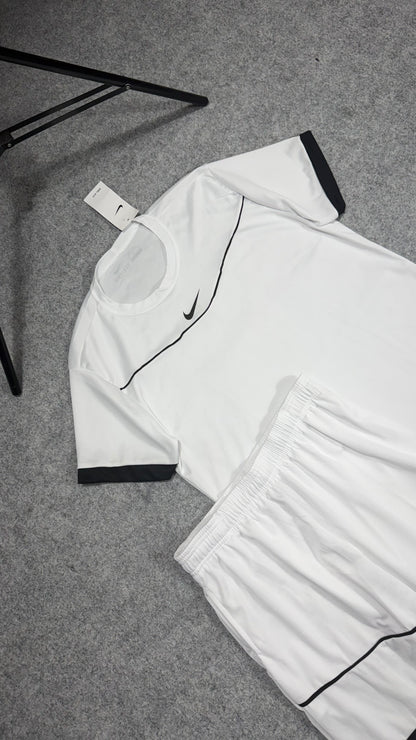 Conjunto NK Academy