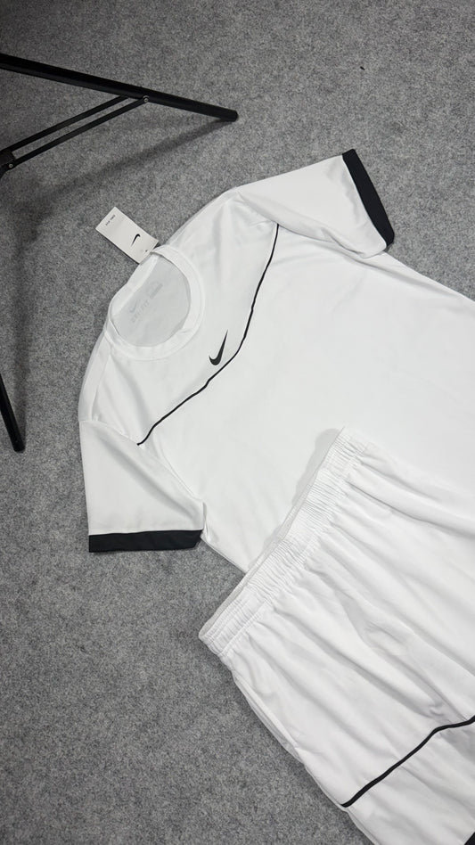 Conjunto NK Academy
