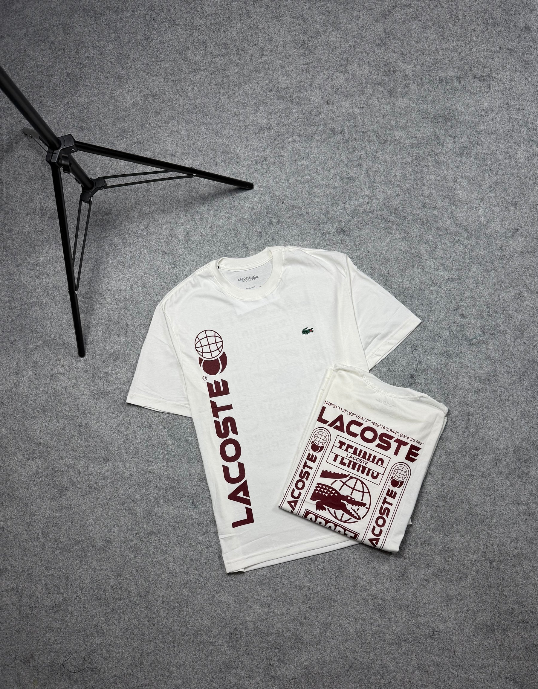 Camiseta Lacoste - Padrão Site