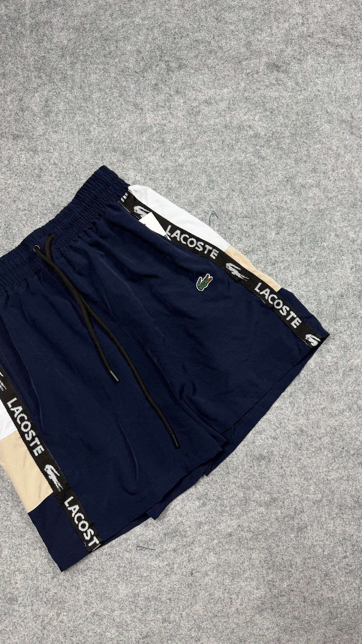 Short Lacoste Sport