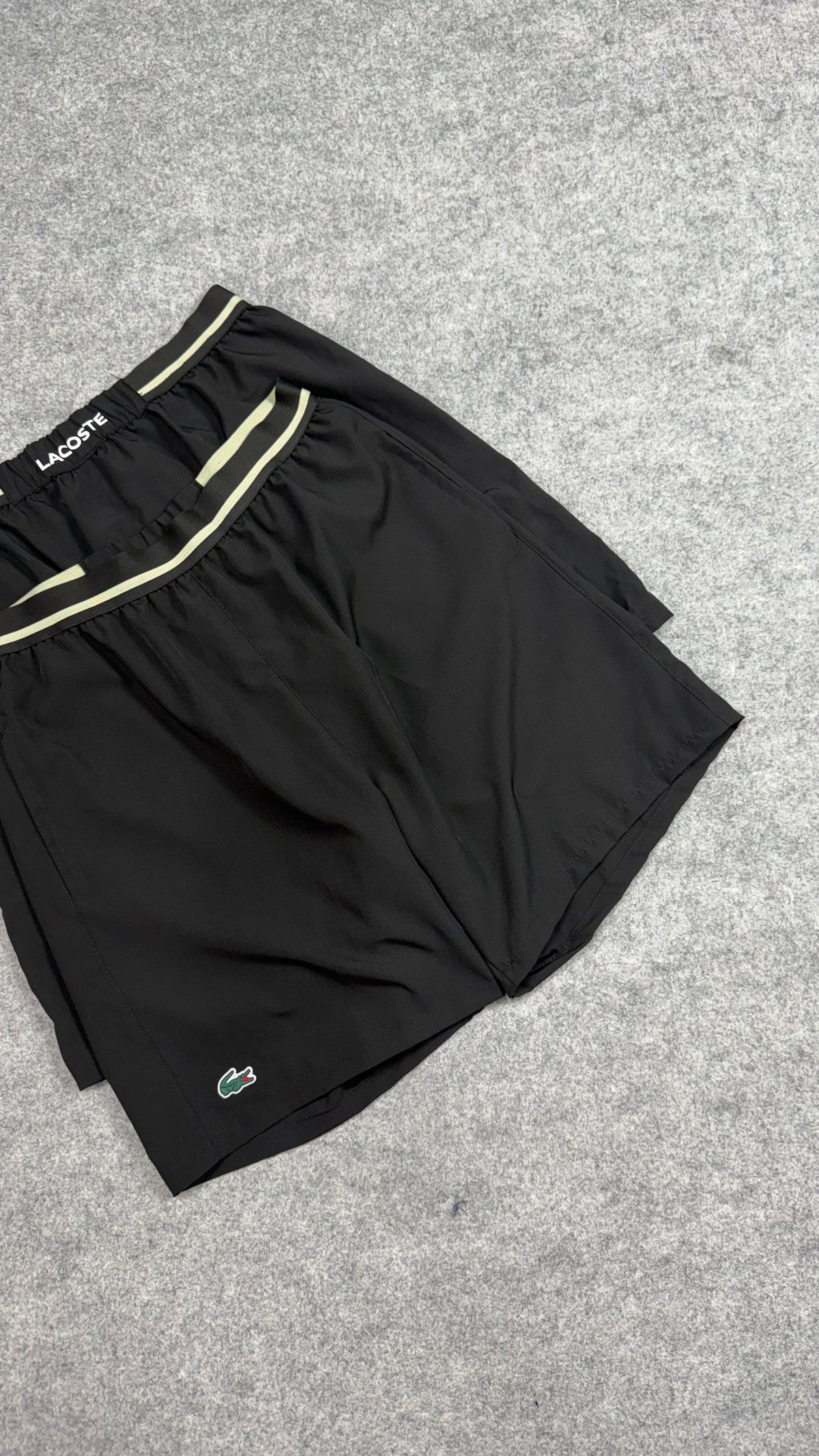 Short Lacoste Sport
