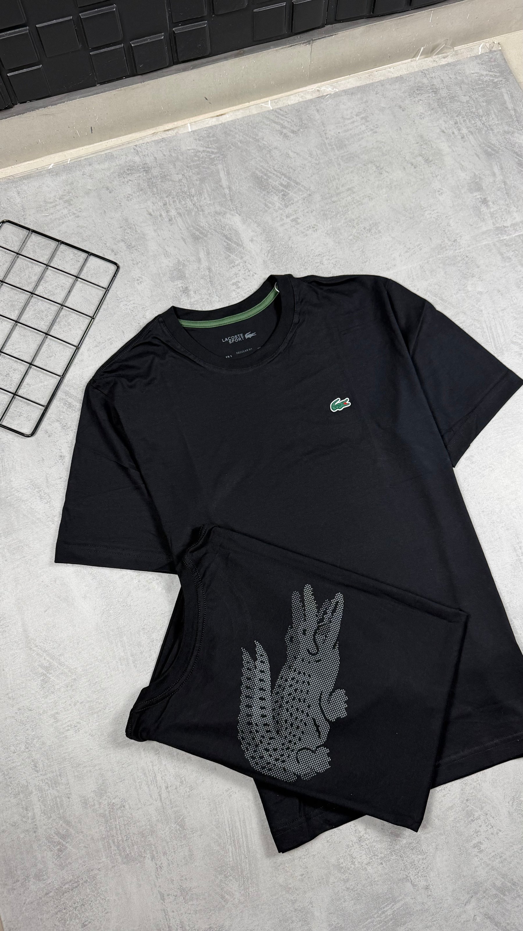 Camiseta Lacoste - Padrão Site