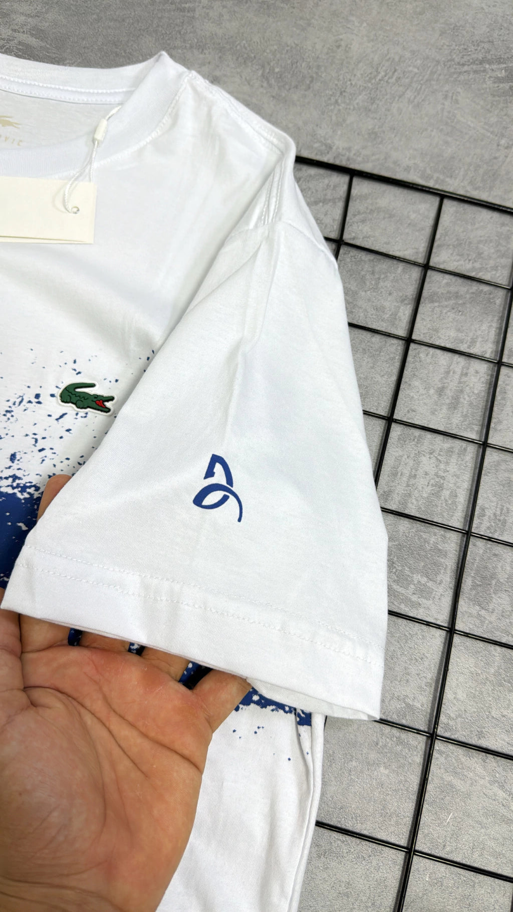Camiseta Lacoste - Padrão Site