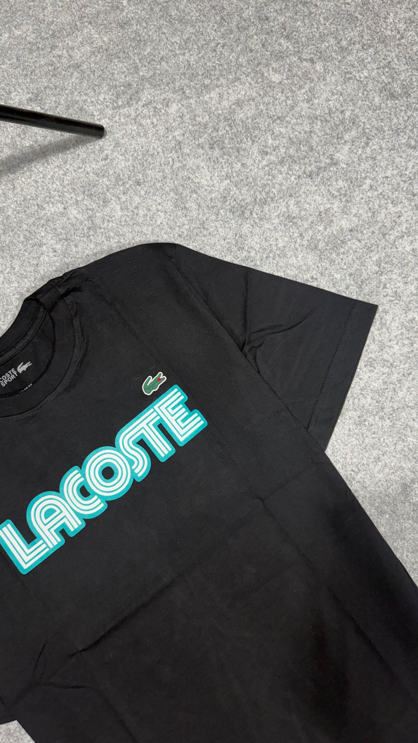 Camiseta Lacoste - Padrão Site