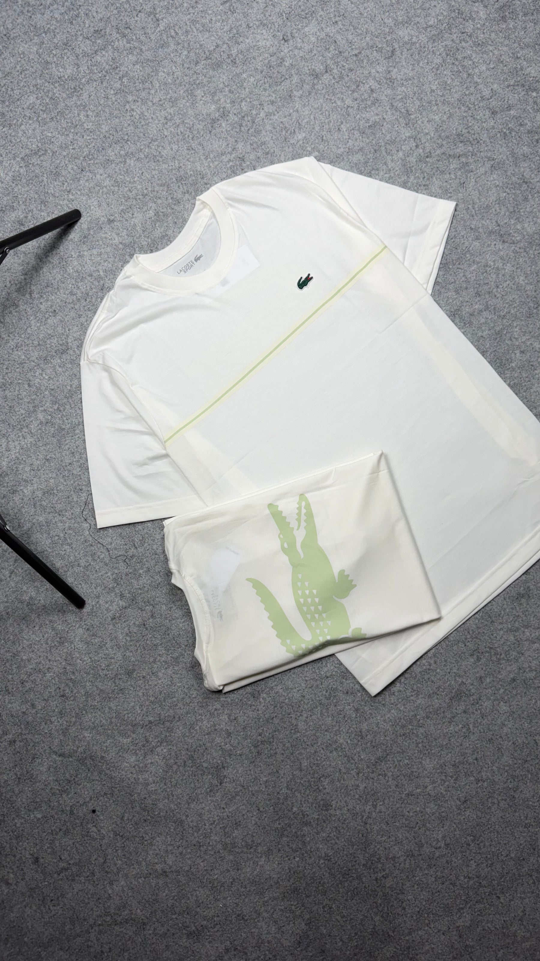 Camiseta Lacoste - Padrão Site