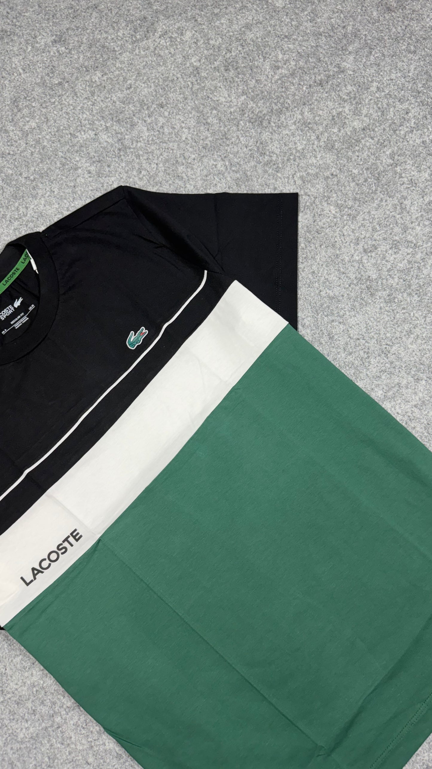 Camiseta Lacoste - Padrão Site
