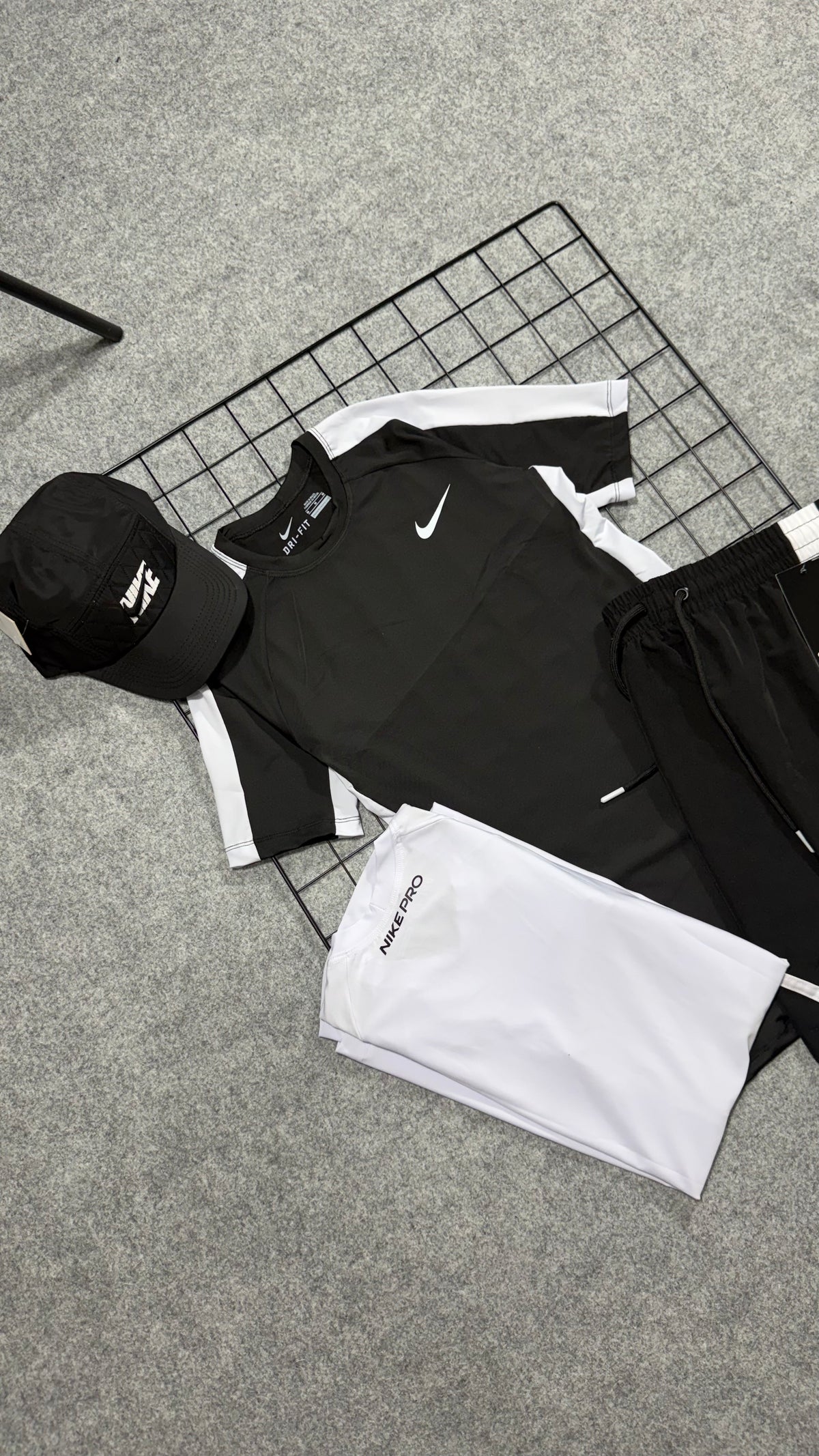Kit Nike Pro