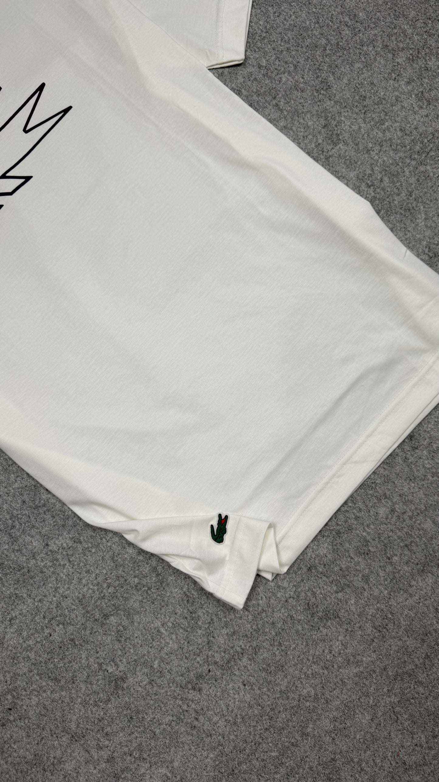 Camiseta Lacoste - Padrão Site