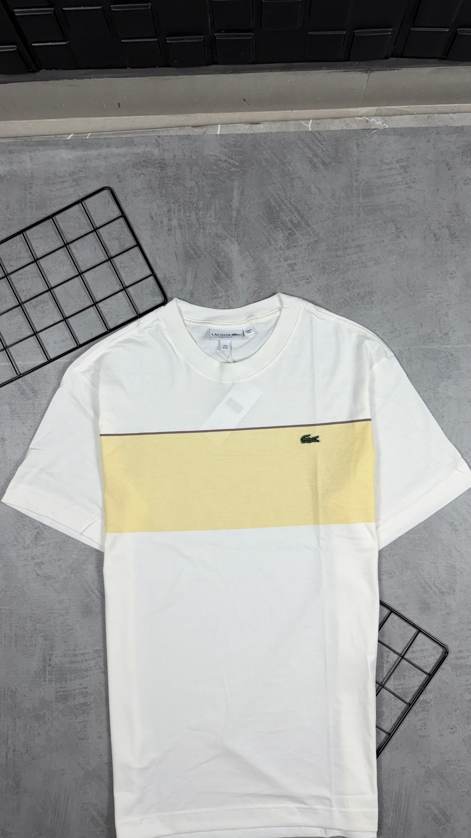 Camiseta Lacoste - Padrão Site