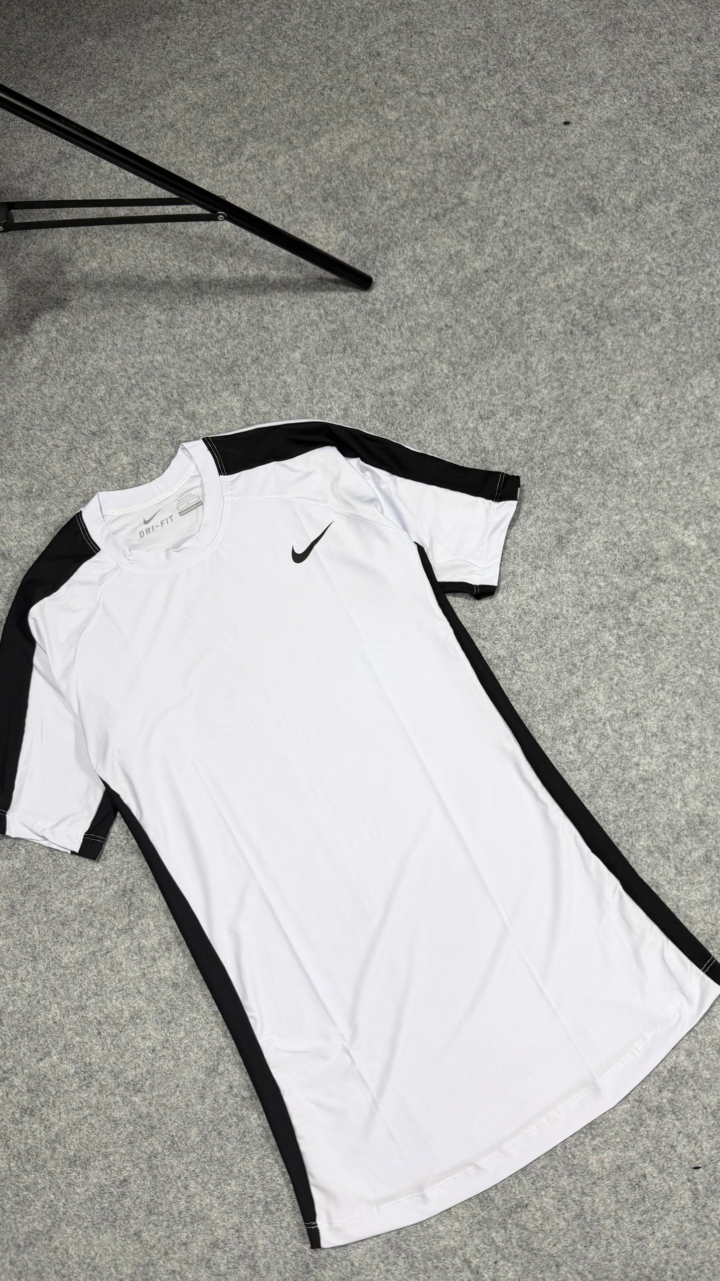 Camiseta Nike Pro Dry Fit
