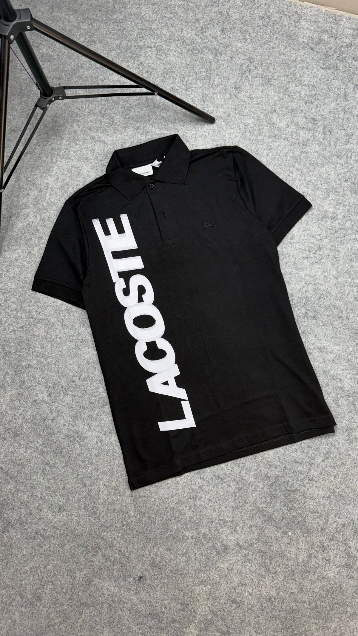 Polo Lacoste Letreiro