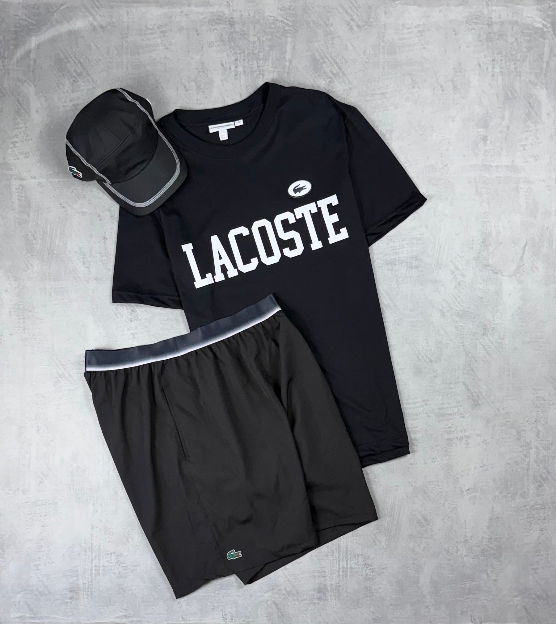 Kit Lacoste
