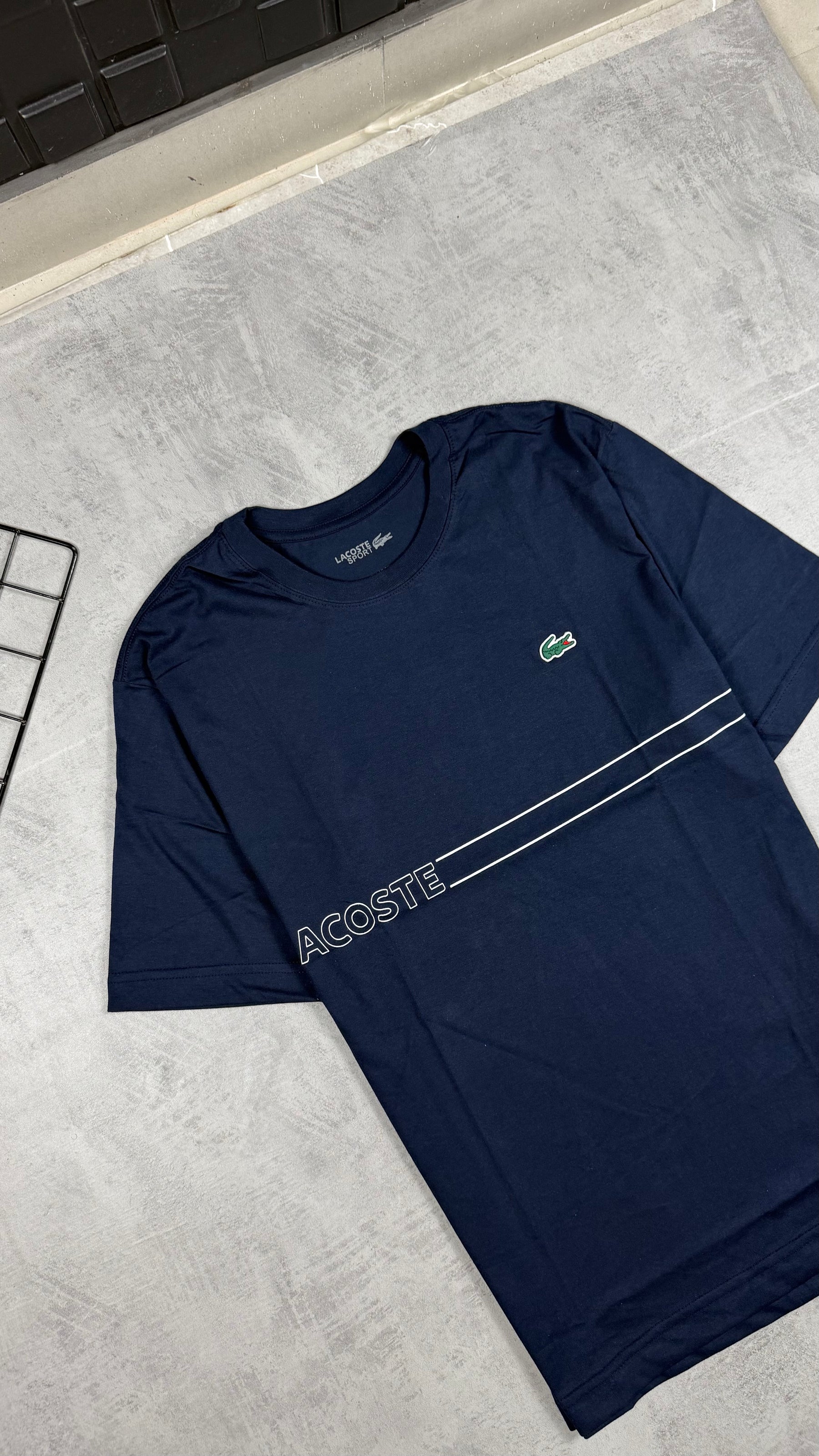 Camiseta Lacoste - Padrão Site