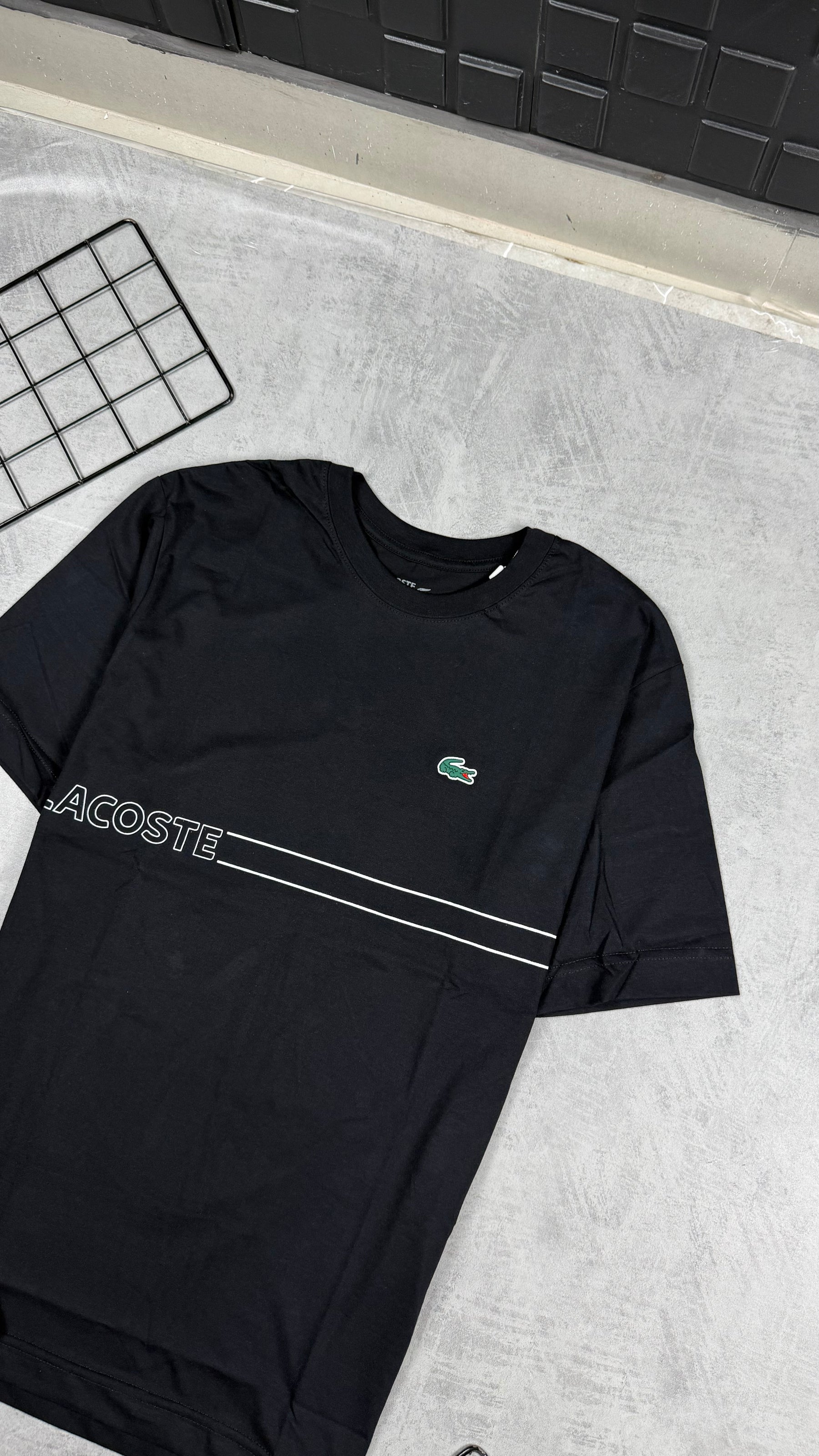 Camiseta Lacoste - Padrão Site