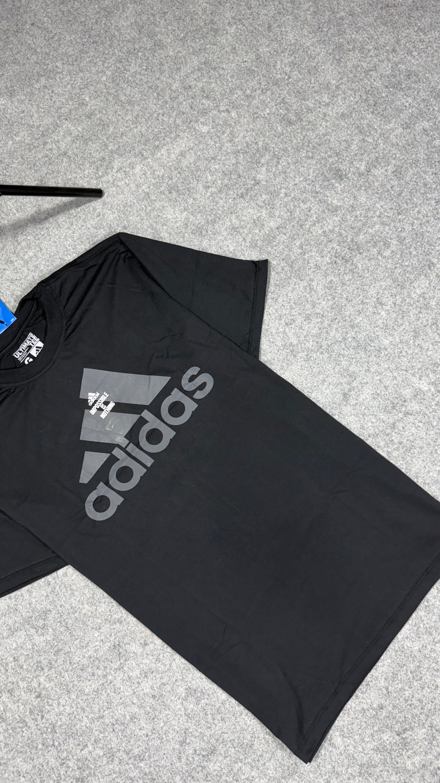 Camiseta Adidas