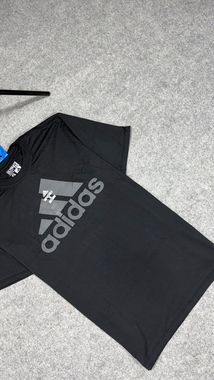 Camiseta Adidas