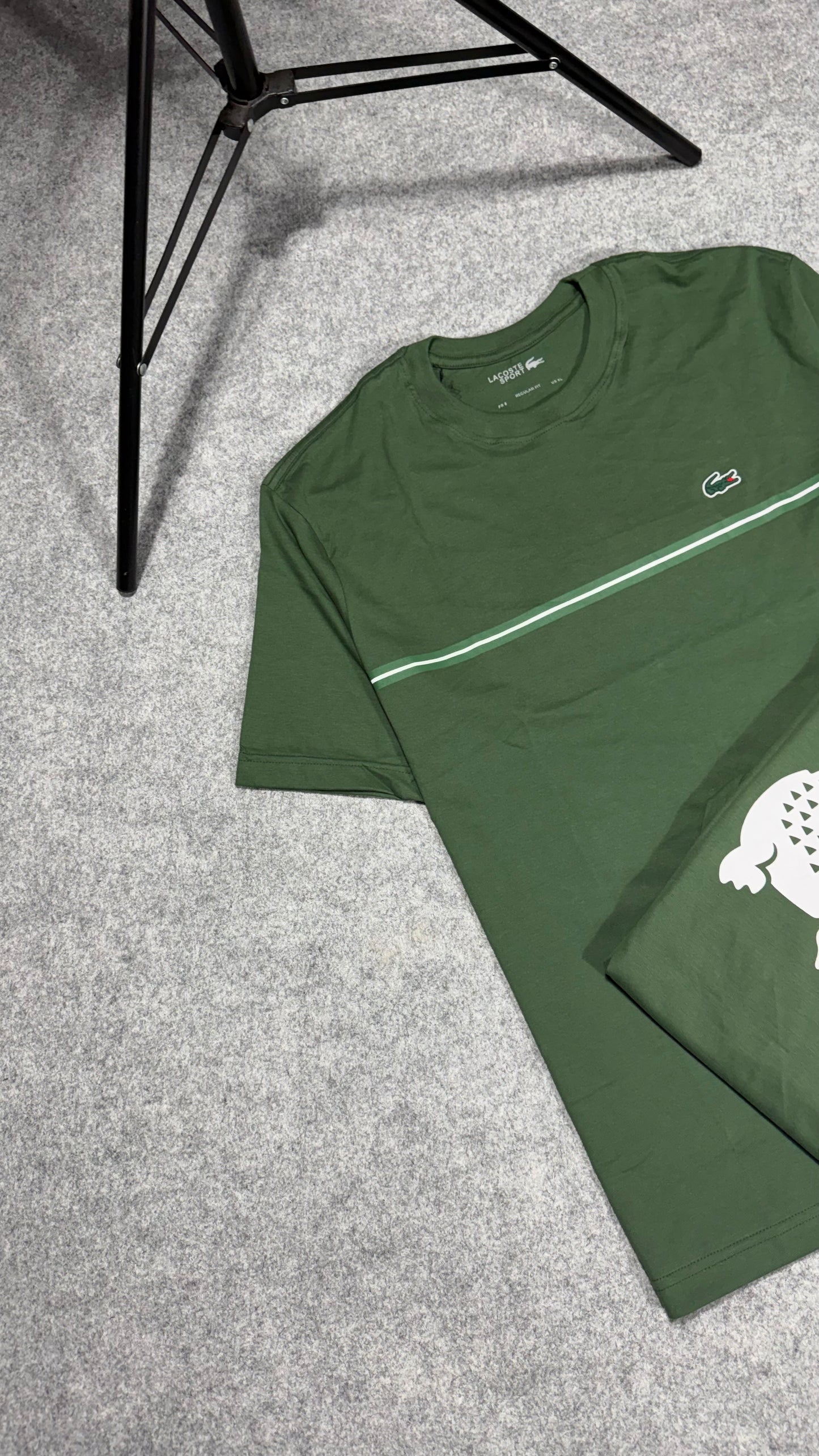 Camiseta Lacoste - Básica