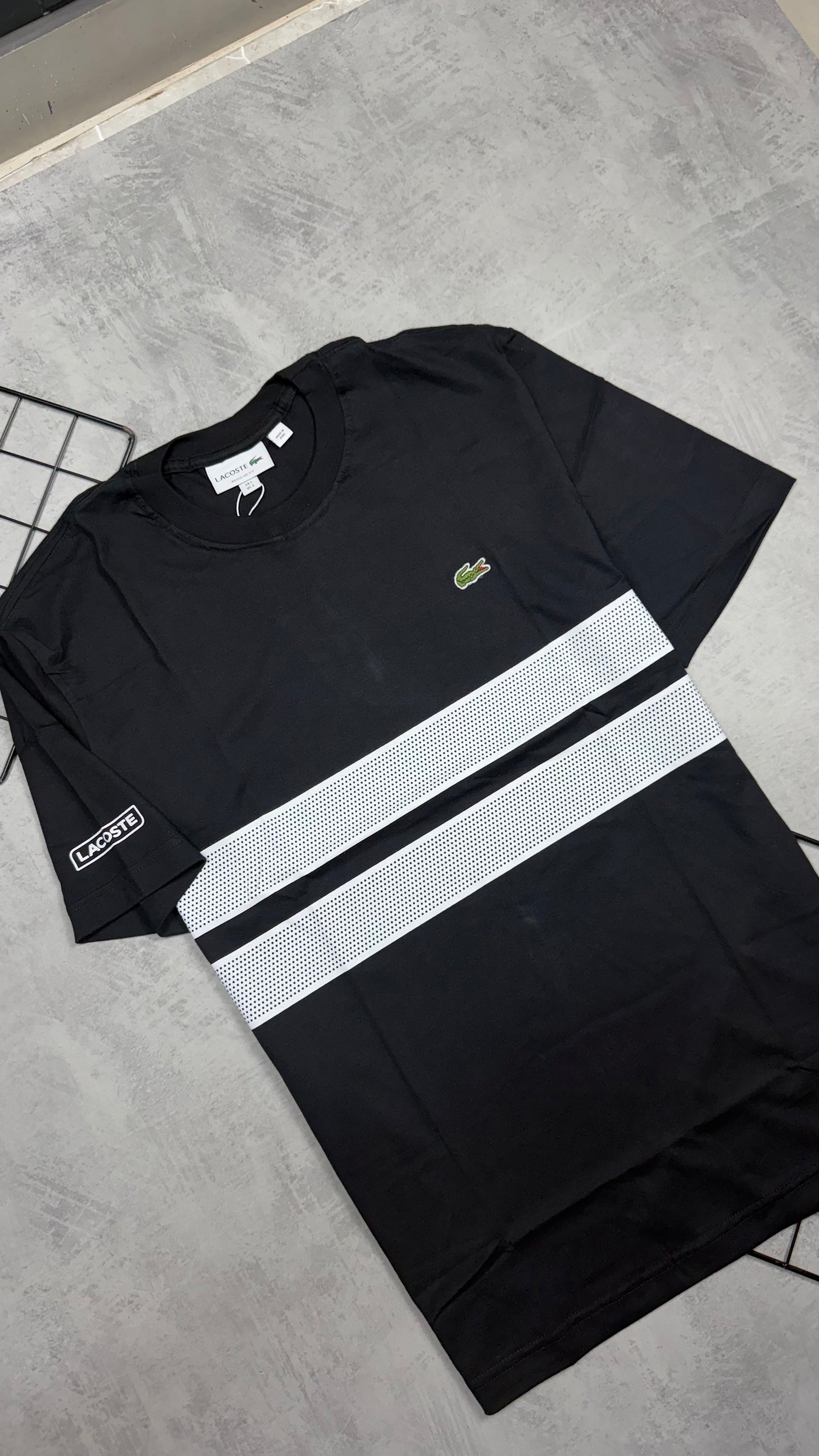 Camiseta Lacoste - Padrão Site