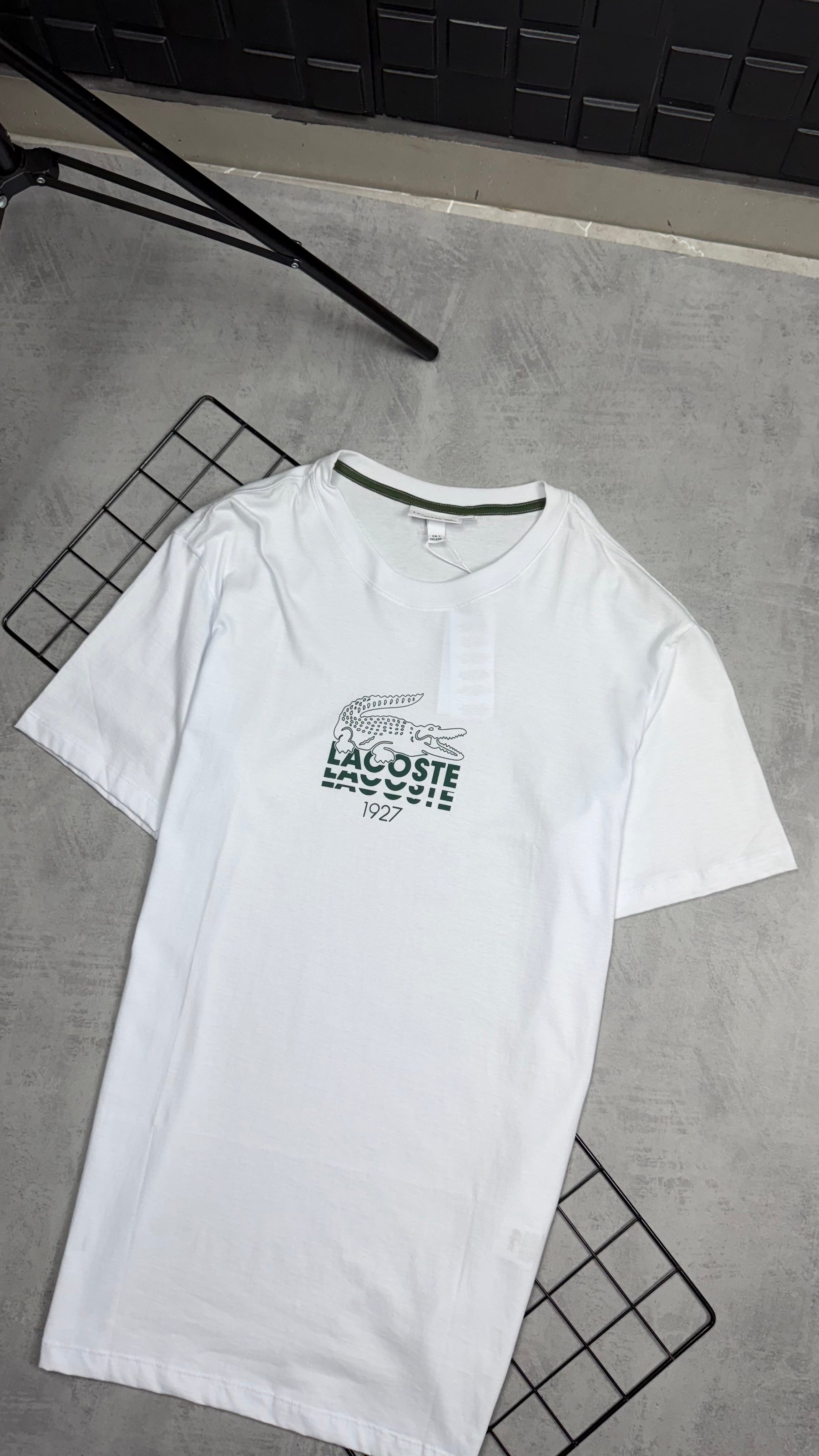 Camiseta Lacoste - Padrão Site