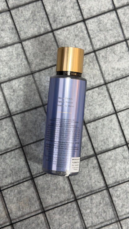 KIT VICTORIA’S SECRET MIDNIGHT BLOOM HIDRATANTE + SPLASH