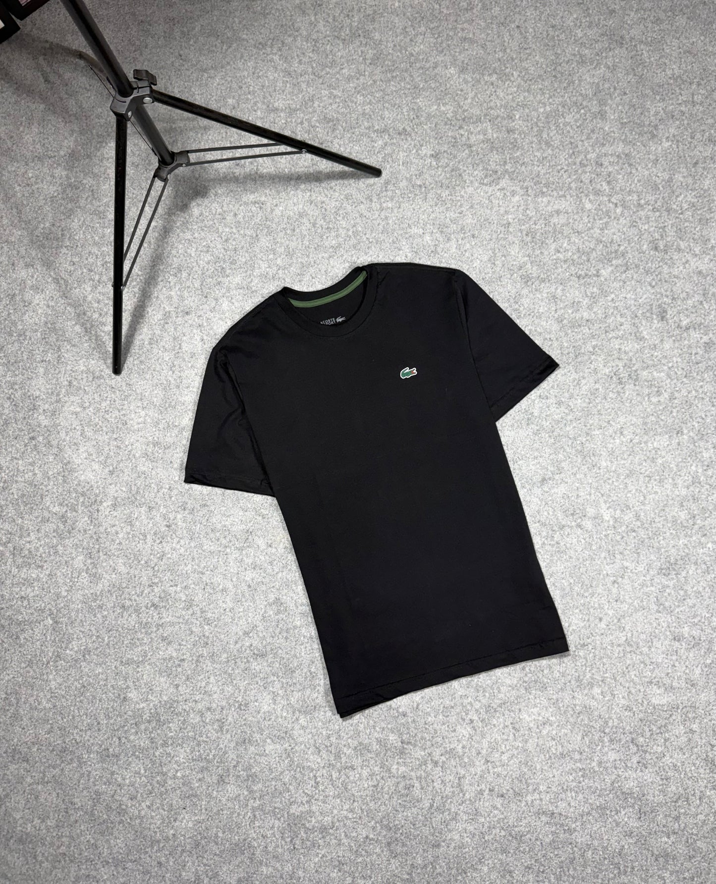 Camiseta Lacoste - Básica