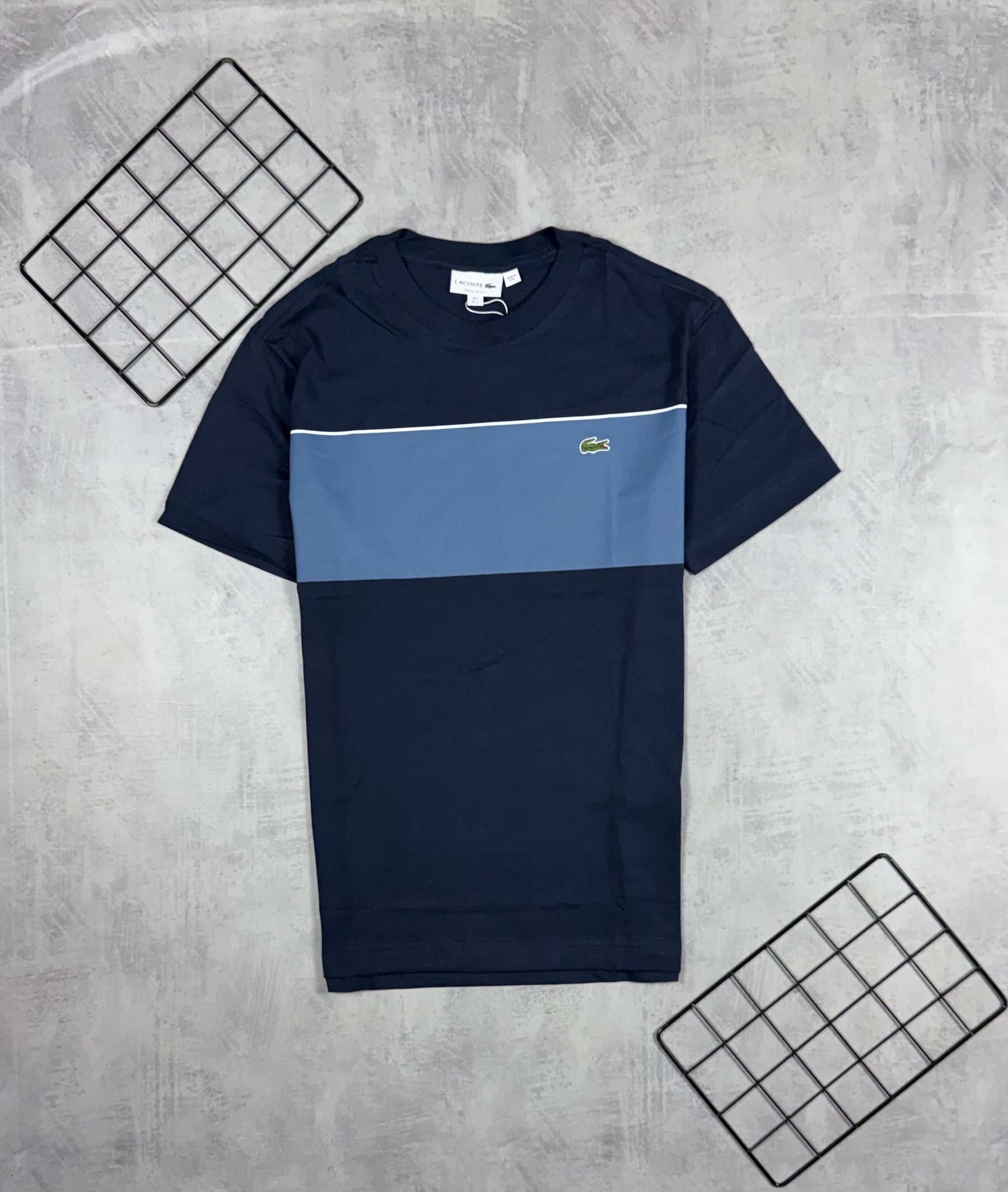Camiseta Lacoste - Padrão Site