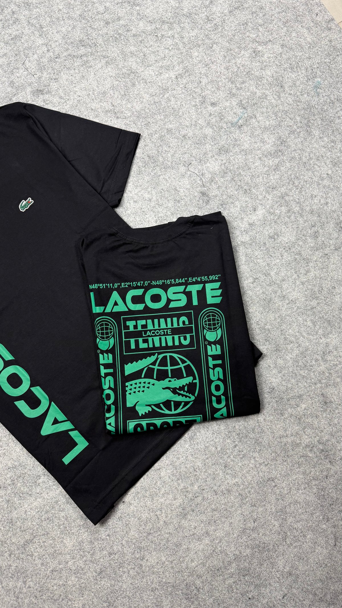 Camiseta Lacoste - Padrão Site