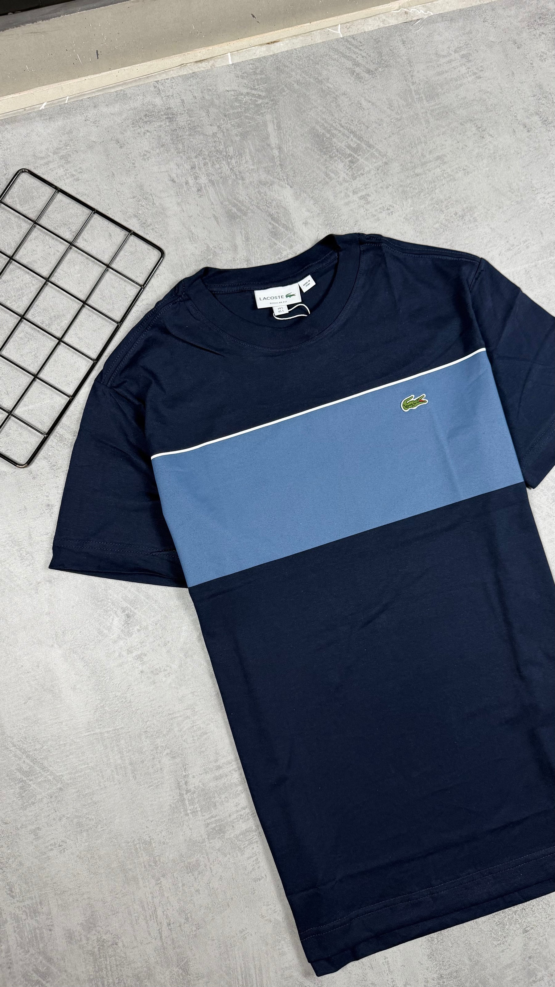 Camiseta Lacoste - Padrão Site